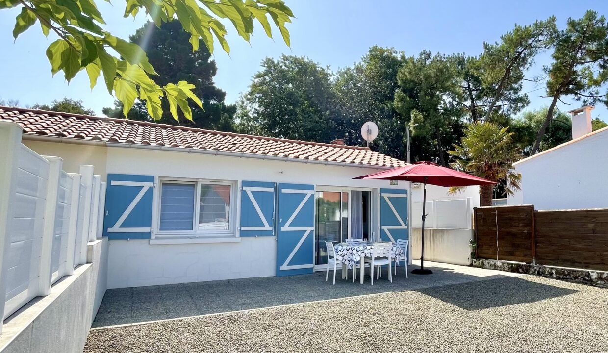 Maisonnette-renovee-au-coeur-du-quartier-des-Dunes-650m-de-la-plage-des-Dunes-2-12
