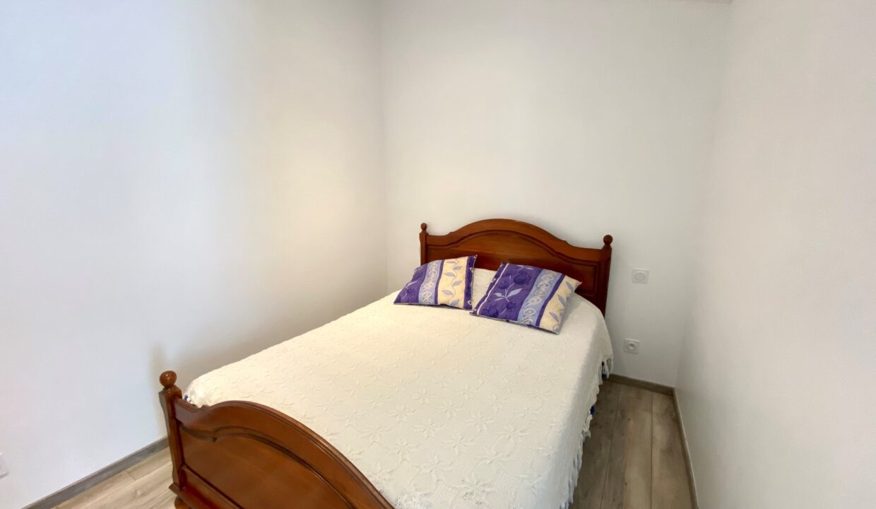 Maisonnette-renovee-au-coeur-du-quartier-des-Dunes-650m-de-la-plage-des-Dunes-2-8