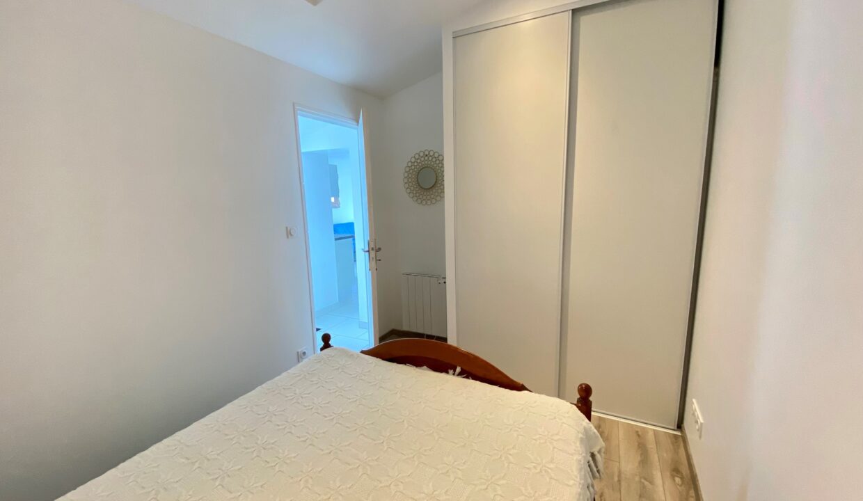 Maisonnette-renovee-au-coeur-du-quartier-des-Dunes-650m-de-la-plage-des-Dunes-2-9