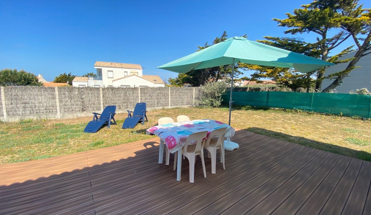 QUARTIER-DE-LA-SAUZAIE-EN-IMPASSE-700M-DE-LA-PLAGE-ET-DU-SPOT-DE-SURF-9