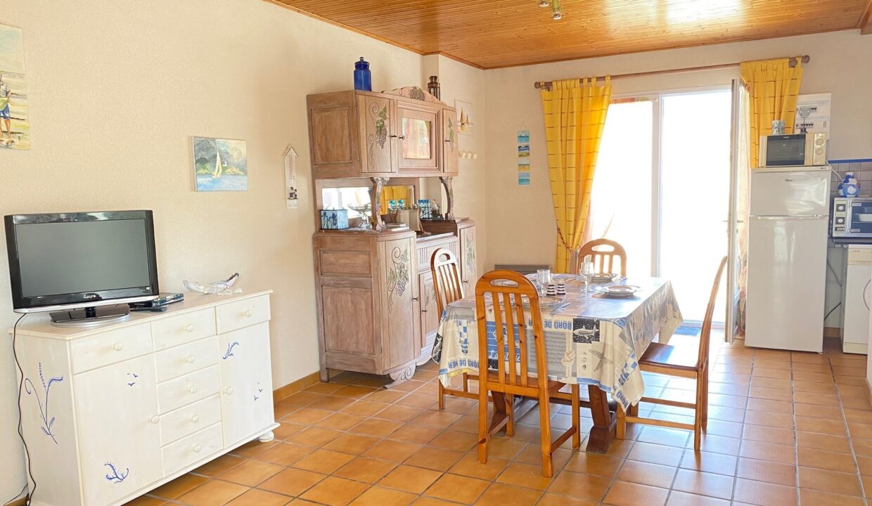 QUARTIER-DES-DUNES-PETITE-RESIDENCE-DE-VACANCES-PROXIMITE-PLAGE-DES-DUNES-Acces-WIFI-1