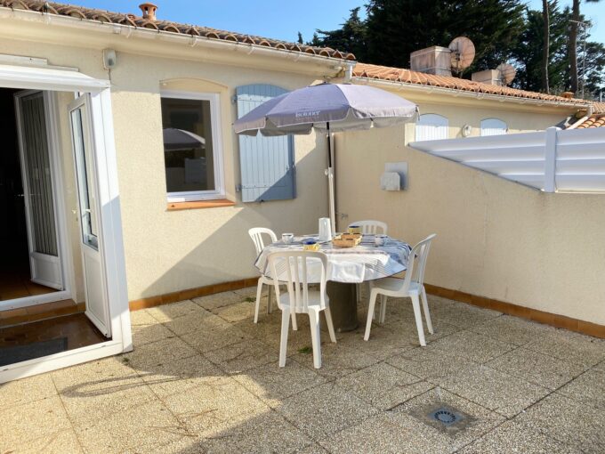 QUARTIER DES DUNES - PETITE RESIDENCE DE VACANCES - PROXIMITE PLAGE DES DUNES - Accès WIFI
