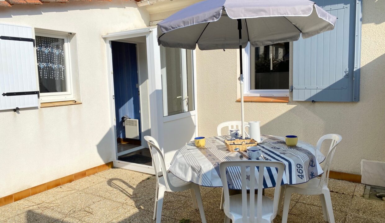 QUARTIER-DES-DUNES-PETITE-RESIDENCE-DE-VACANCES-PROXIMITE-PLAGE-DES-DUNES-Acces-WIFI-8