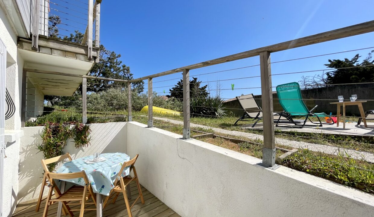QUARTIER-DU-MARAIS-GIRARD-PLAGE-A-PIED-AU-CALME-EN-IMPASSE-MAISON-FAMILIALE-9-COUCHAGES-WIFI-18