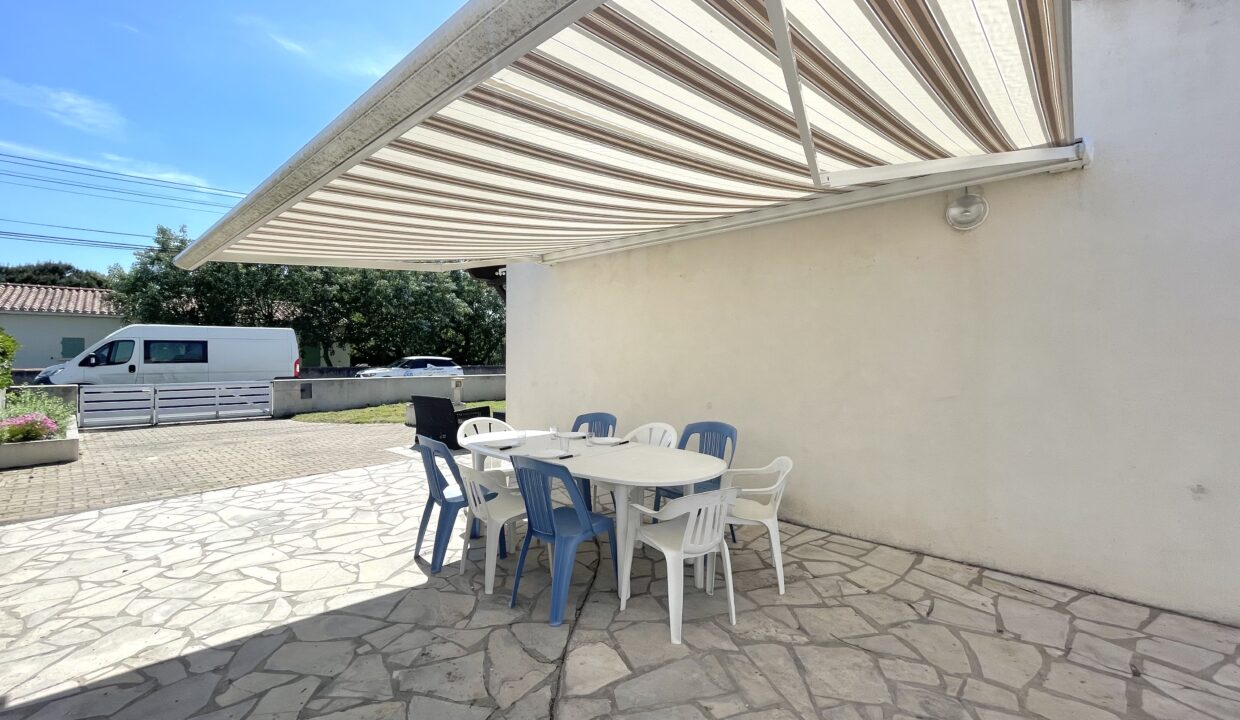 Quartier-de-la-Sauzaie-agreable-maison-recemment-renovee-2-chambres-4-couchages-Acces-WIFI-11