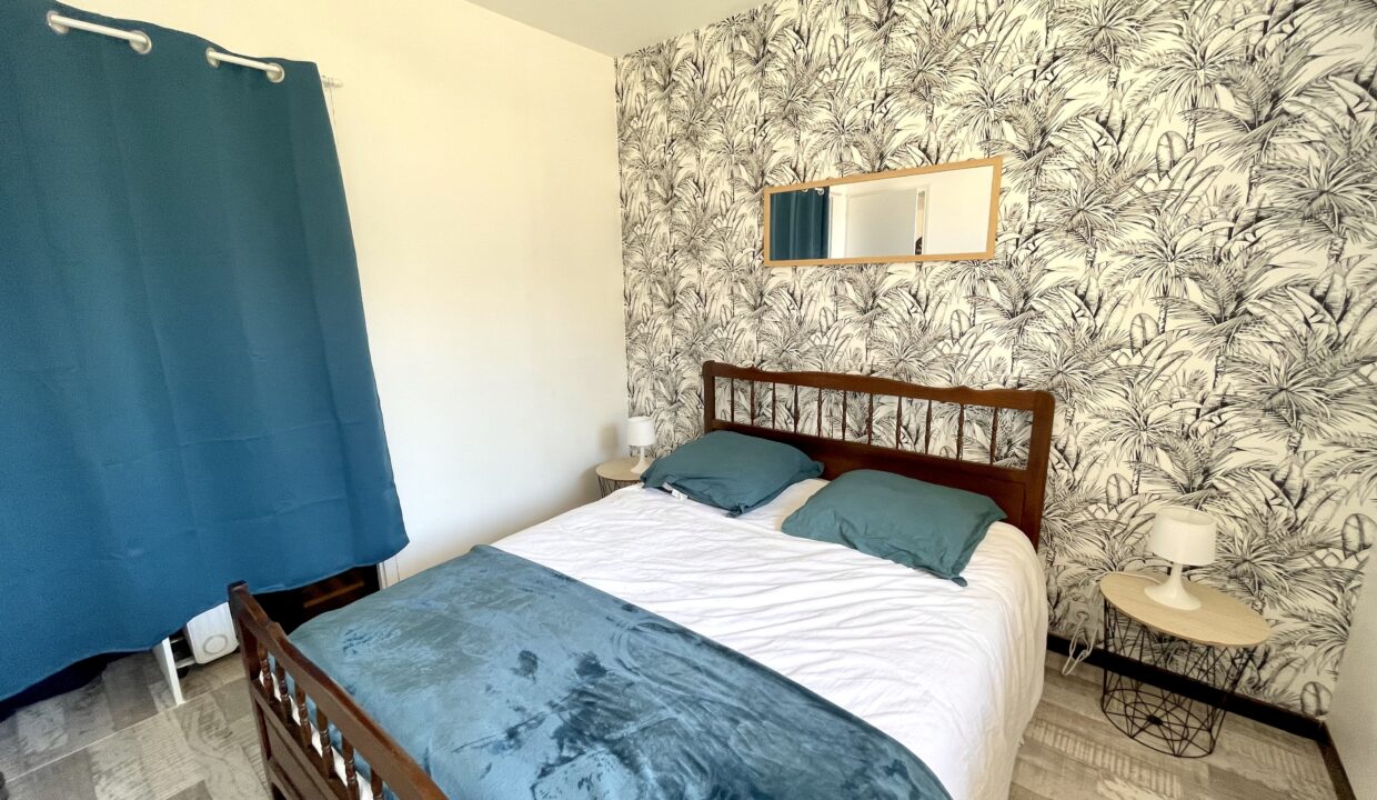 Quartier-de-la-Sauzaie-agreable-maison-recemment-renovee-2-chambres-4-couchages-Acces-WIFI-9