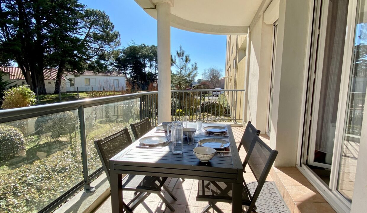 Quartier du Pied de Chaume - Appt 2 pers. rénové et cosy avec grand balcon - Accès WIFI - logement classé 2*