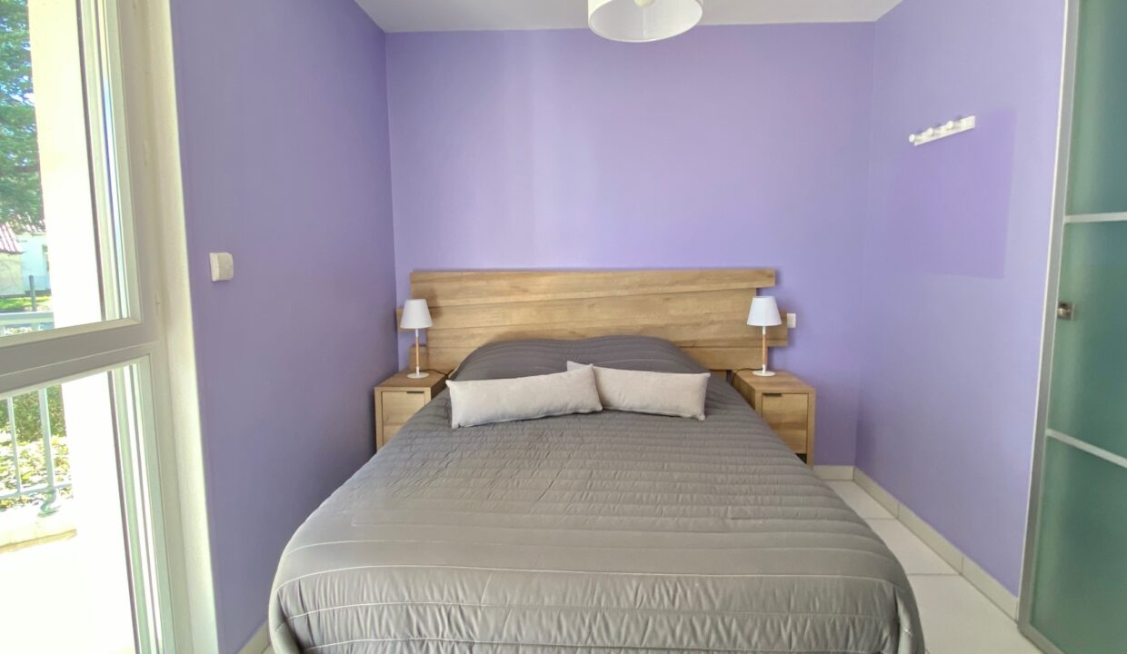 Quartier-du-Pied-de-Chaume-Appt-2-pers.-renove-et-cosy-avec-grand-balcon-Acces-WIFI-logement-classe-2-6