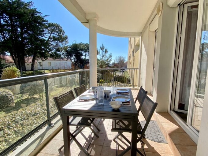 Quartier du Pied de Chaume - Appt 2 pers. rénové et cosy avec grand balcon - Accès WIFI - logement classé 2*