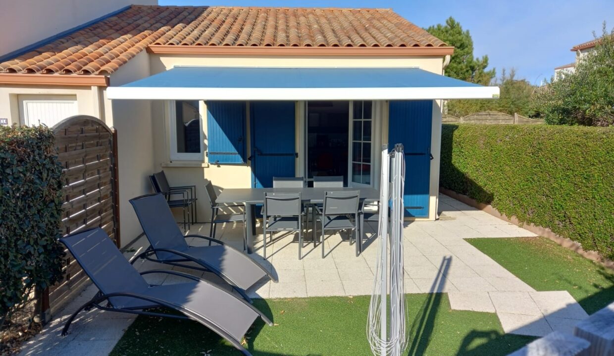 RESIDENCE-LE-DOMAINE-DE-LA-PAREE-PLAGE-A-PIED-150m-QUARTIER-DANIMATION-ESTIVALE-WIFI-3
