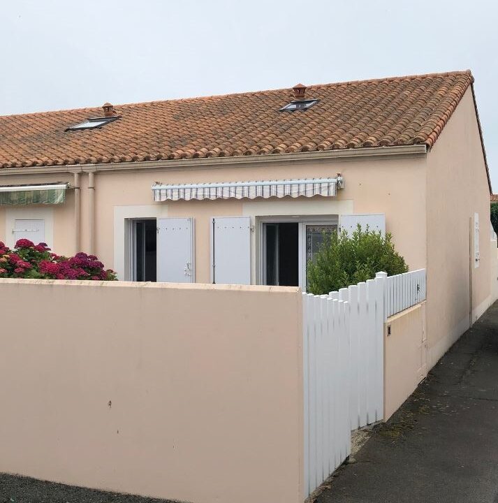 RESIDENCE-LE-LAGON-BLEU-A-300M-DE-LA-PLAGE-DU-MARAIS-GIRARD-Animaux-bienvenus-12