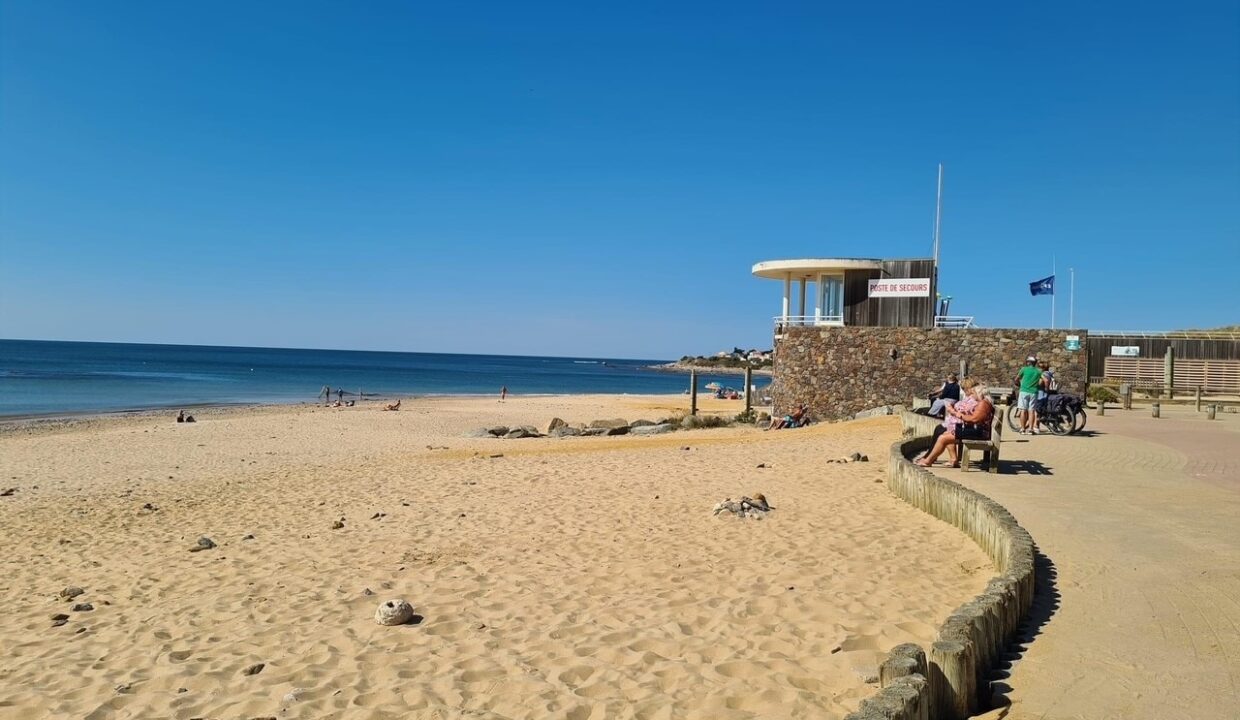 RESIDENCE-LE-LAGON-BLEU-A-300M-DE-LA-PLAGE-DU-MARAIS-GIRARD-Animaux-bienvenus-13