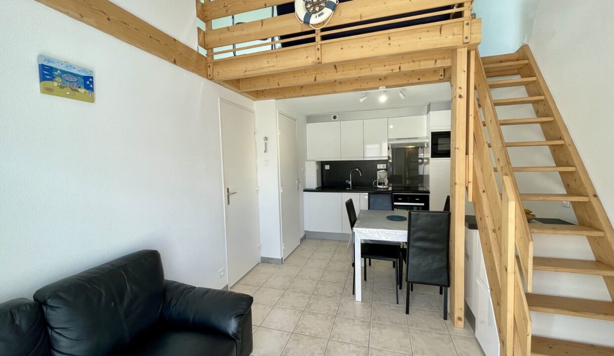 RESIDENCE-LE-LAGON-BLEU-maisonnette-4-pers.-200M-DE-LA-PLAGE-DU-MARAIS-GIRARD-3