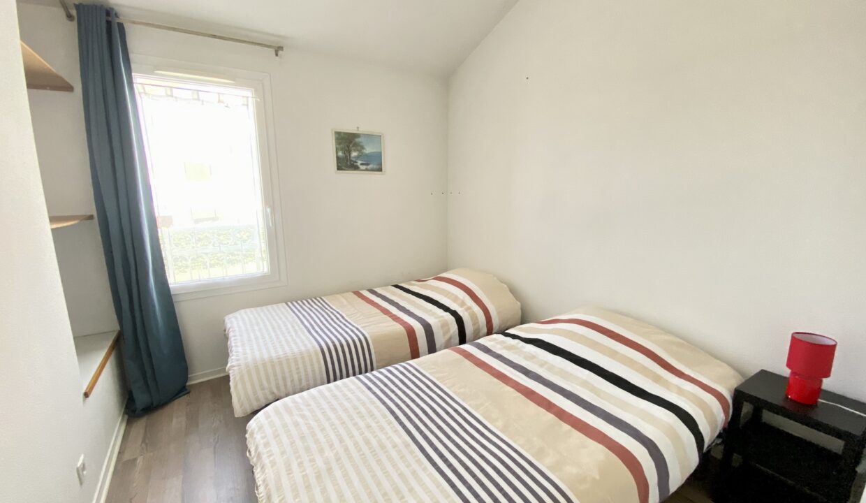 Residence-Domaine-de-la-Paree-Piscine-collective-150m-du-bord-de-mer-Maison-4-couchages-Acces-WIFI-10