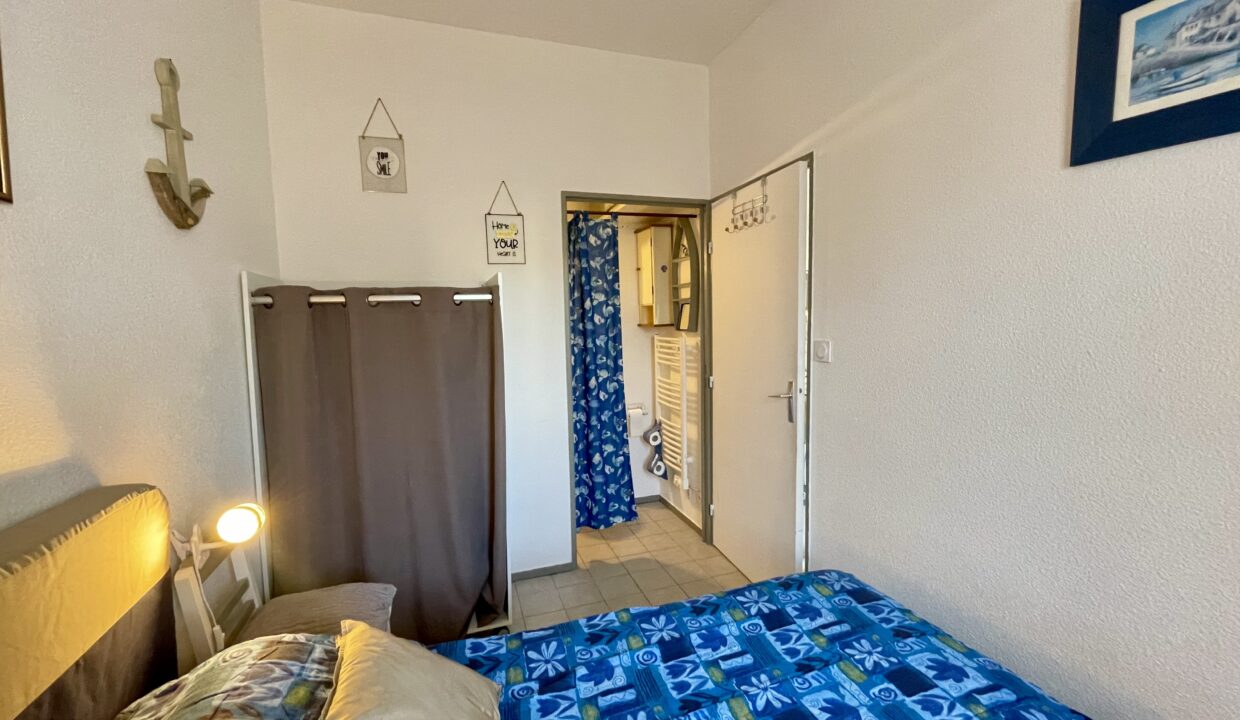 Residence-Plage-2000-Plage-du-Marais-Girard-100m-Appartement-3-couchages-Loggia-expo-sudest-16