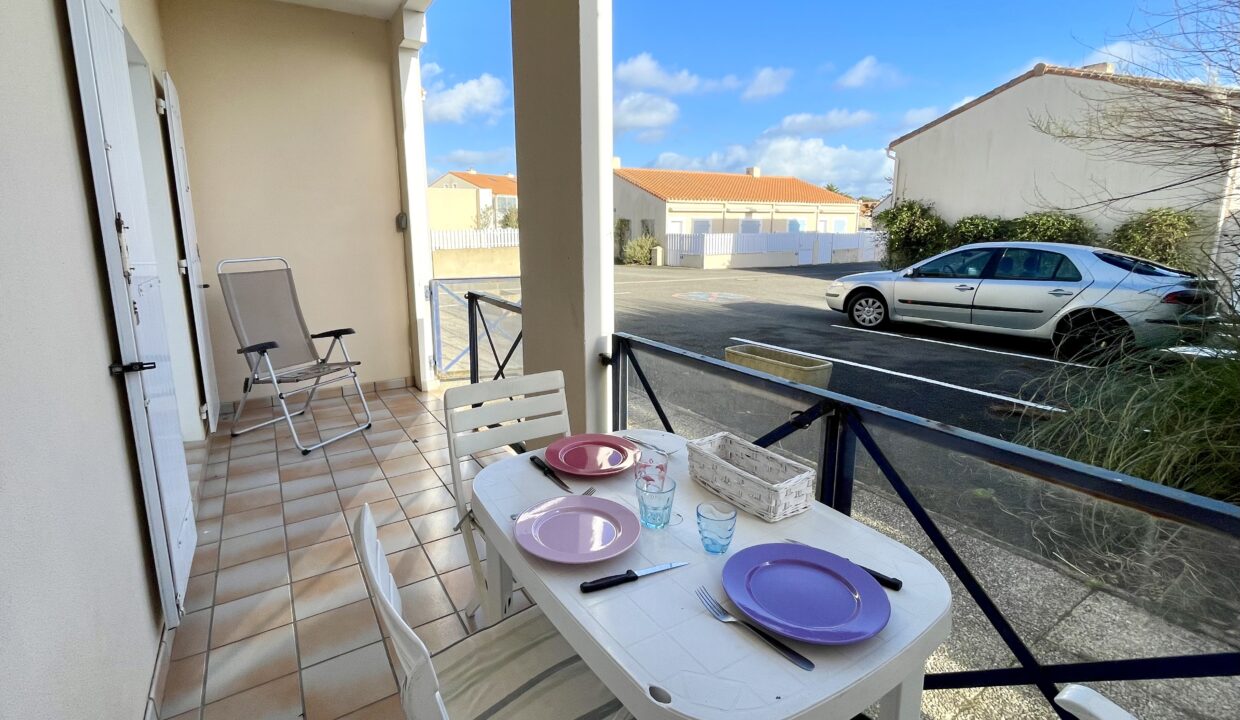 Residence-Plage-2000-Plage-du-Marais-Girard-100m-Appartement-3-couchages-Loggia-expo-sudest-3